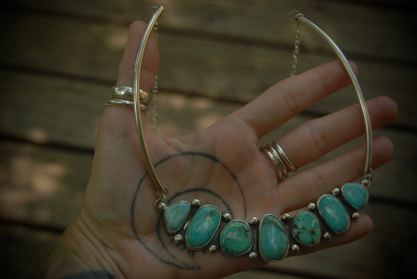 Sunset choker
