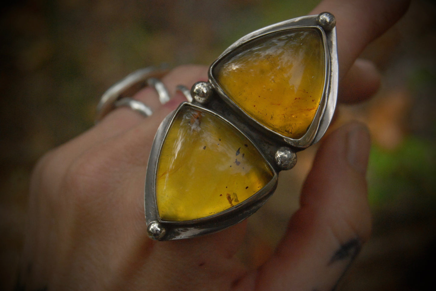 Amber Triangle Ring sz-7.5