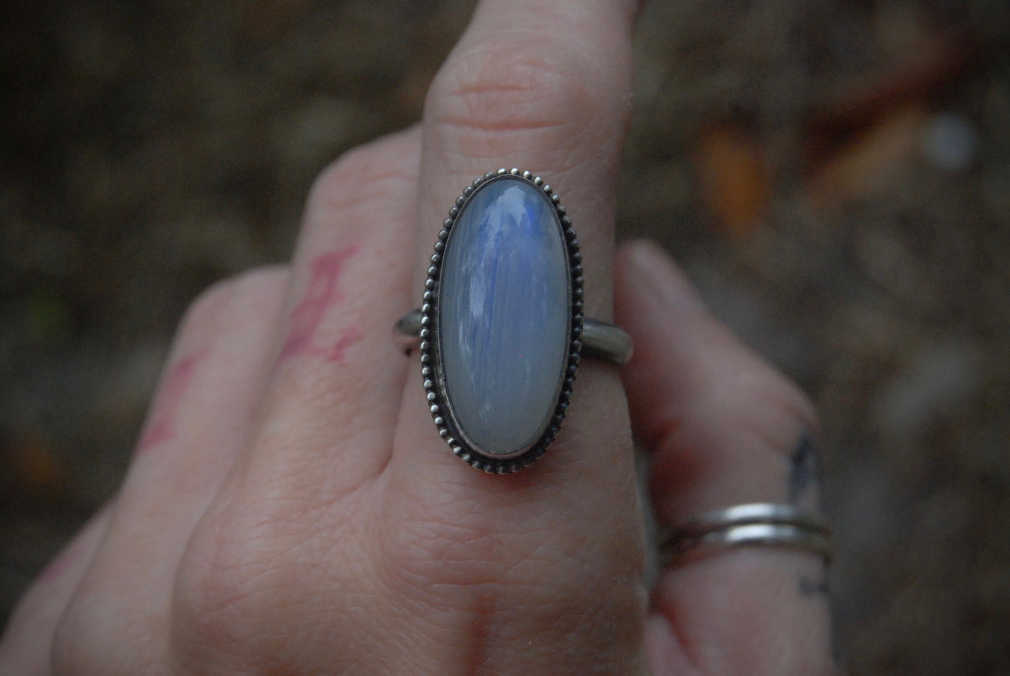 Classy moonstone ring