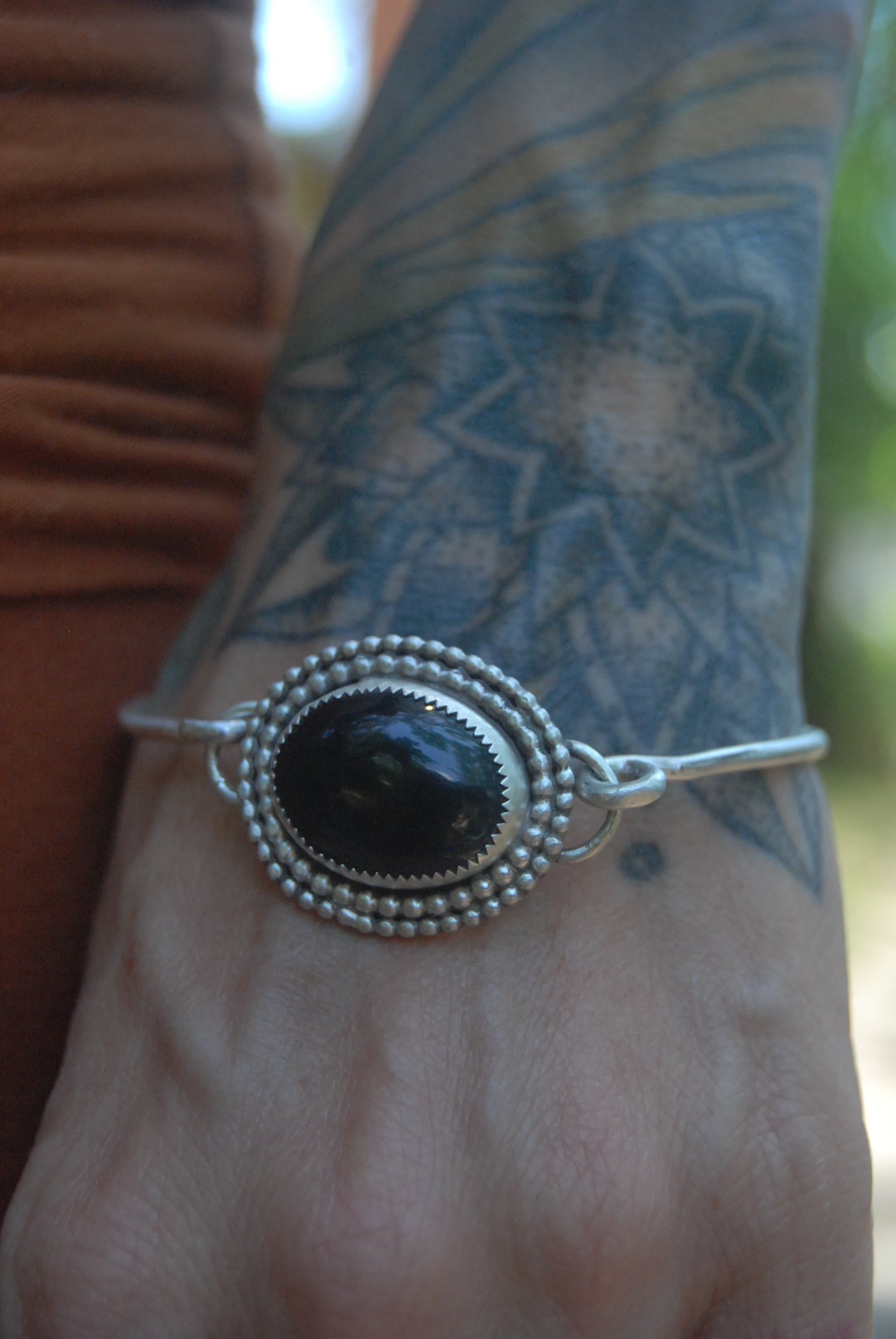 Onyx lock bangle