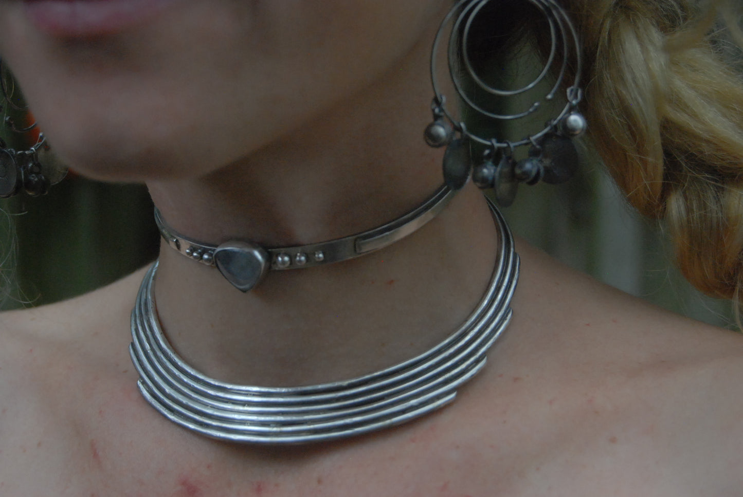 Endless summer choker