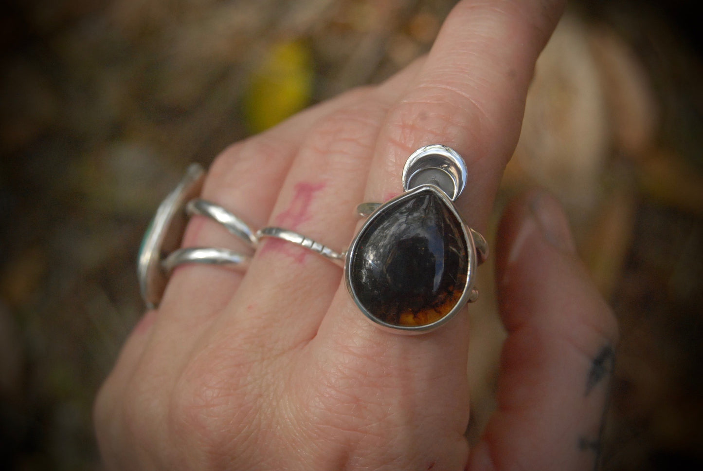 Dark Amber Moon sz-7.75