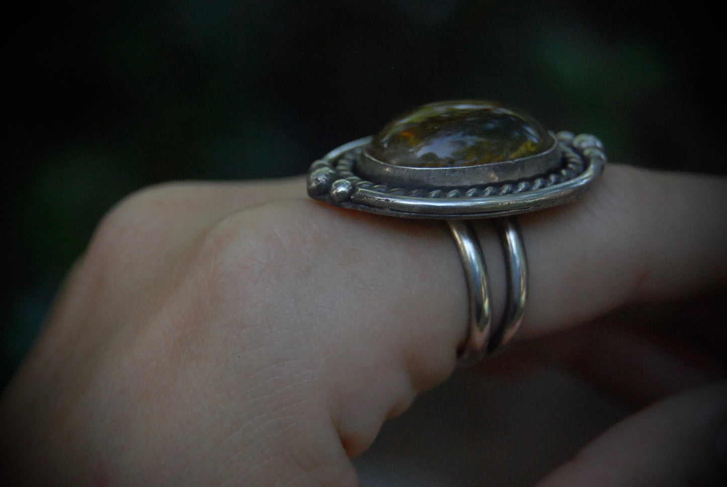 Amber Oval sz-7.25