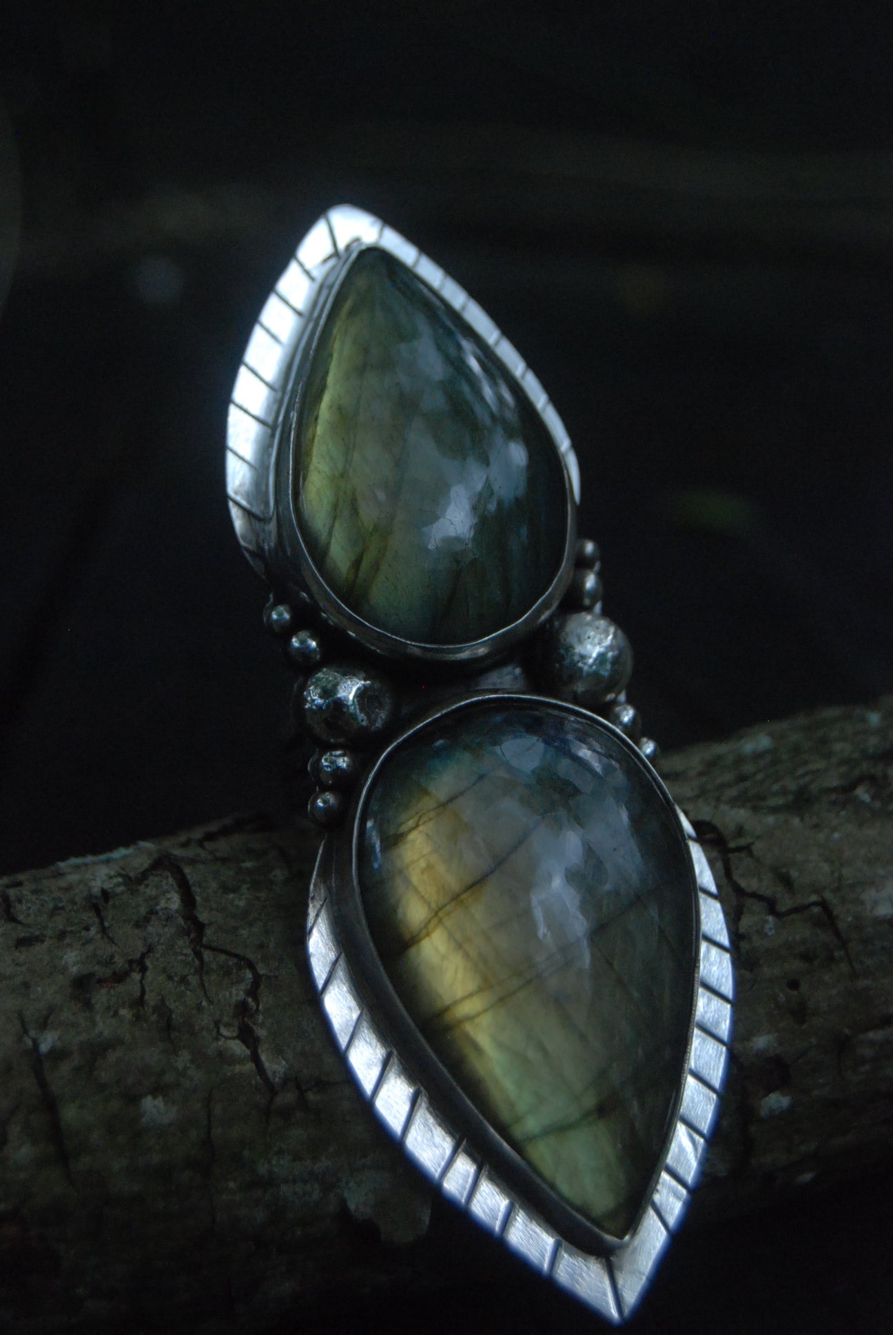 Double point ring *sz 8*