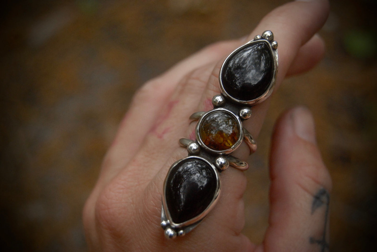 Onyx and Amber SZ- 7.5