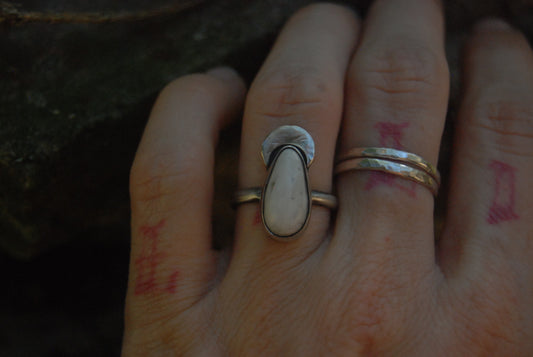 White Buffalo Moon Stack Ring Sz- 5.75
