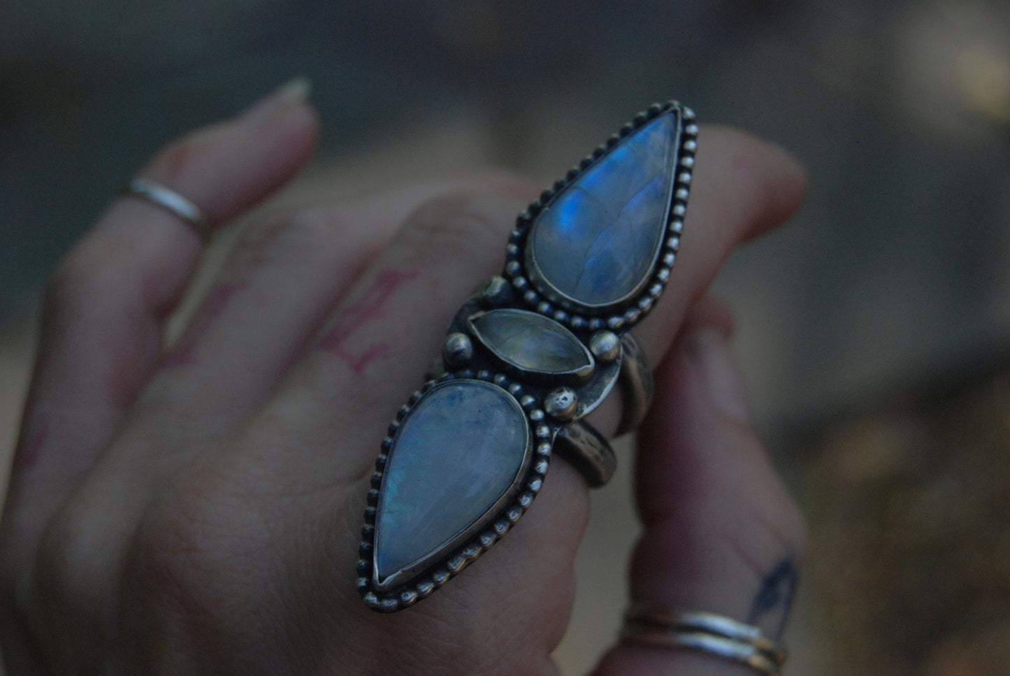 SIREN- Belonging to the sea ring