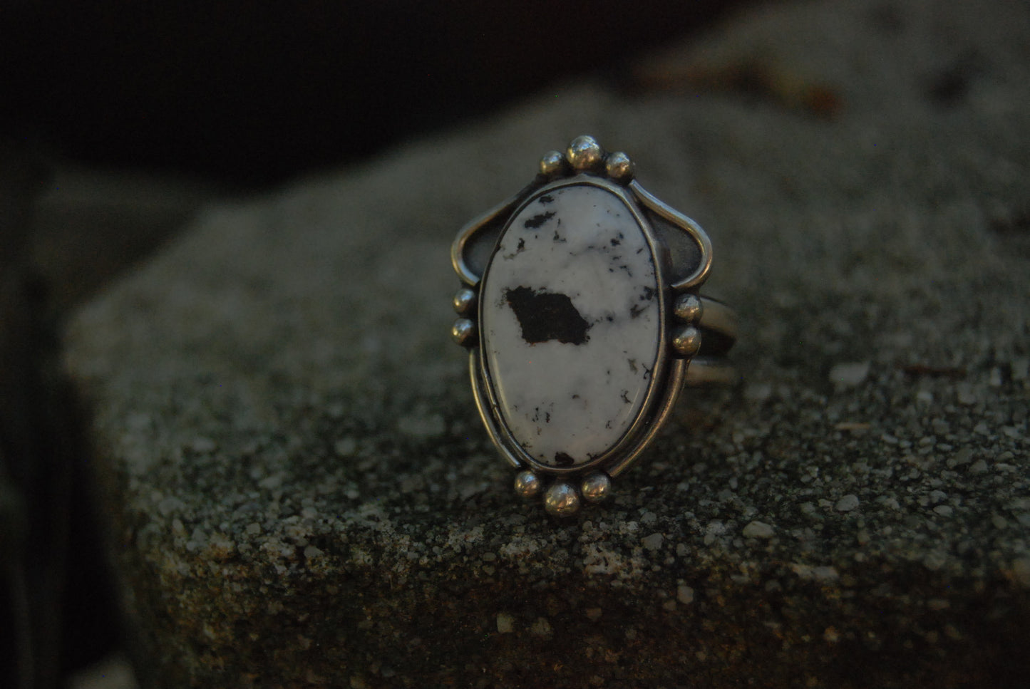 Vintage Style Oval Ring Sz- 7