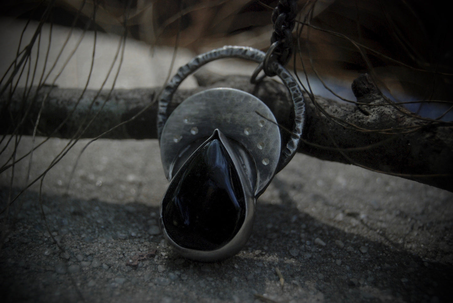 THE COVEN- My darling moon drop choker