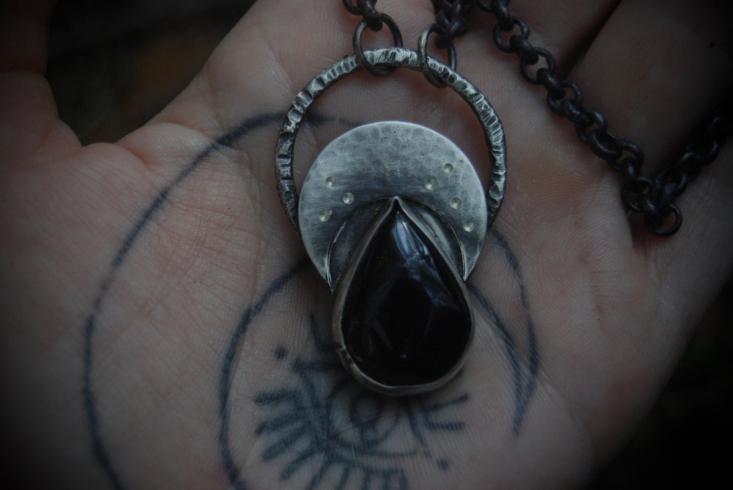 THE COVEN- My darling moon drop choker