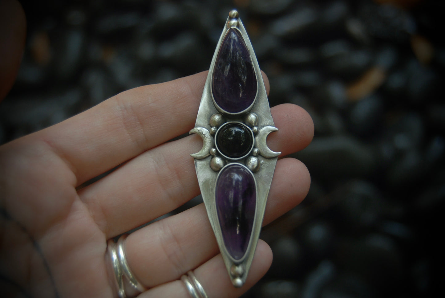 Amethyst And Onyx