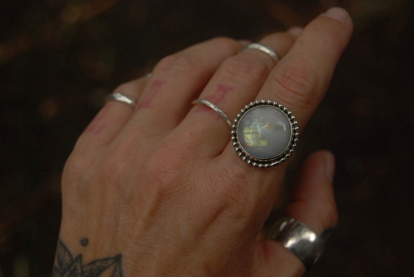 Round Moonstone Ring sz-7