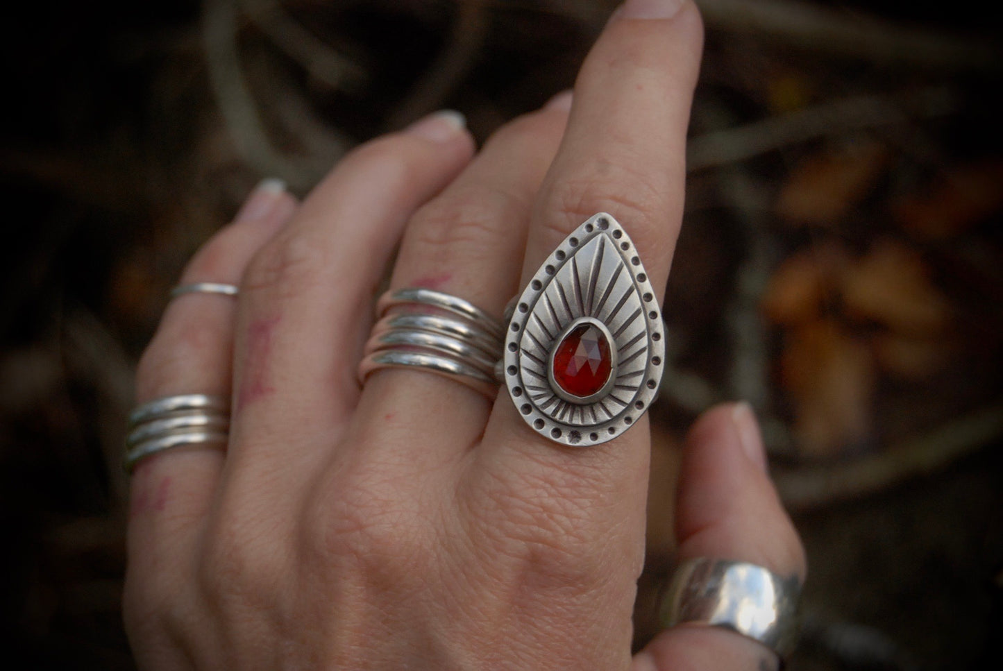 Garnet Burst Teardrop Ring sz-8