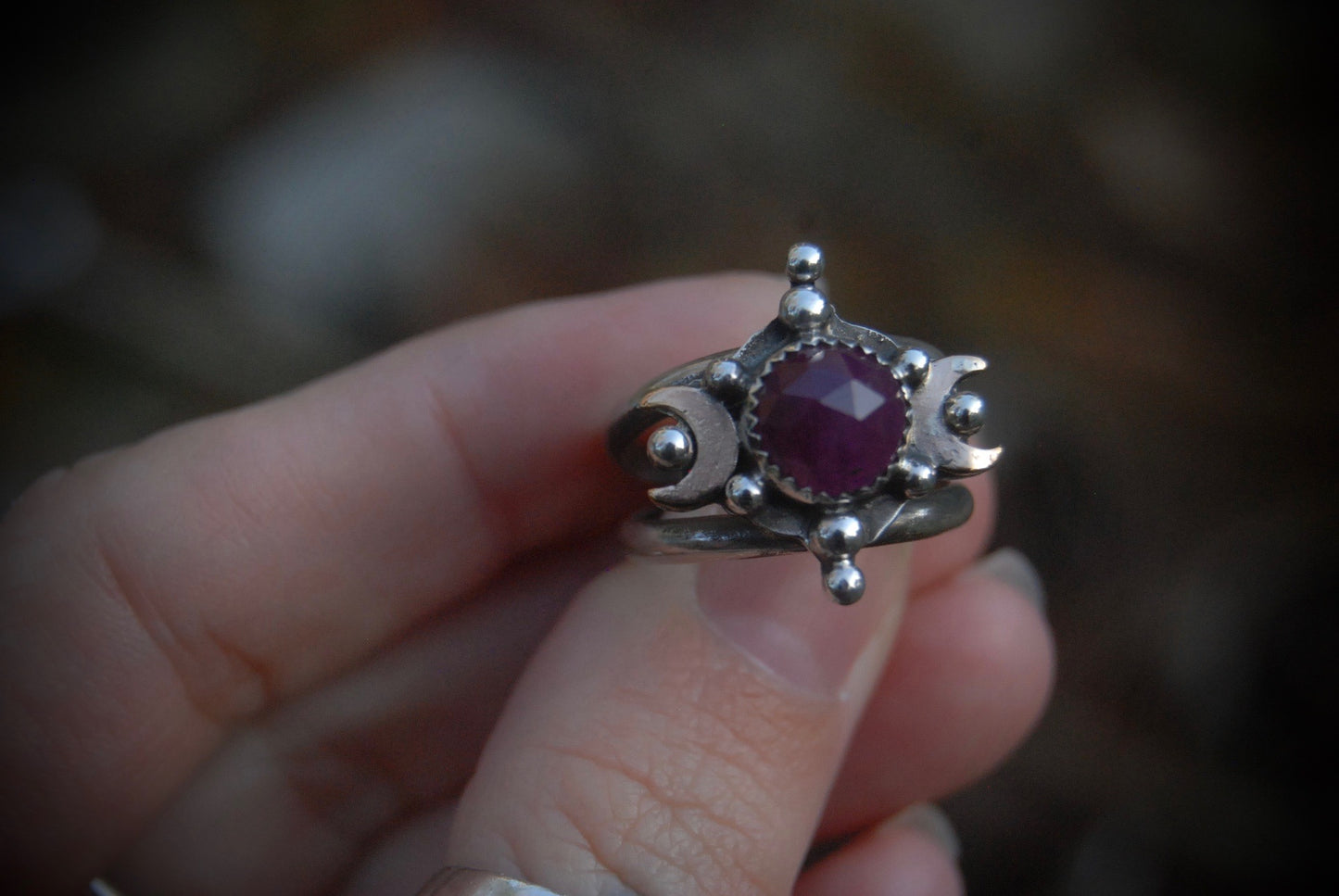 Pinku Moon Ring sz-7.25