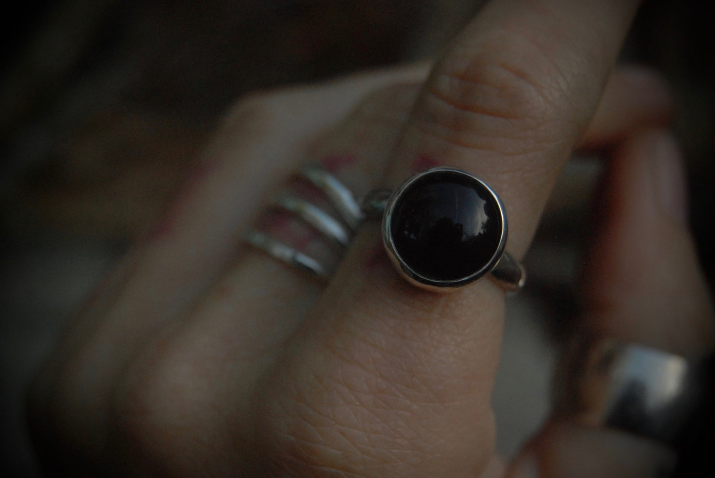 Simple Onyx Ring sz-6
