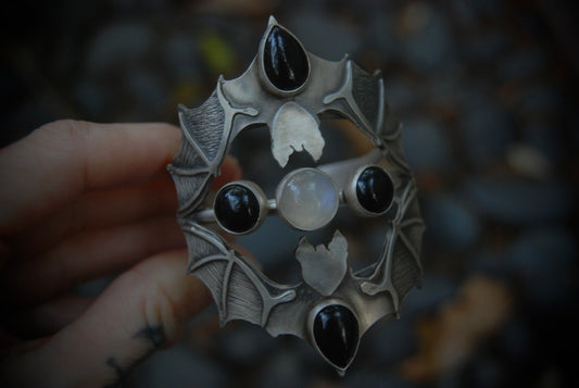 Duality cuff