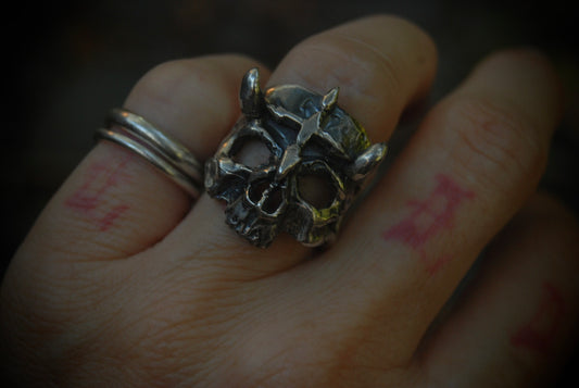 Skull Ring 4 sz-5.25