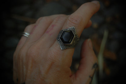 Small Shield sz-8