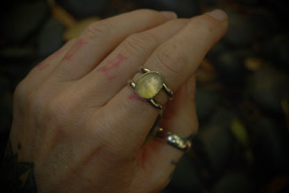 Classic Pale Citrine Ring