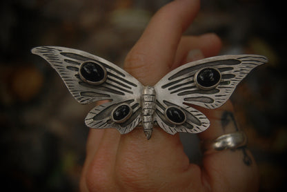 Moth Ring 1 sz7