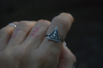 Triangle stack ring