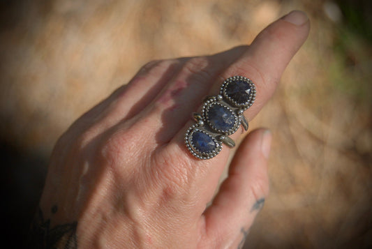 Dark Blue Sapphire ring sz-6
