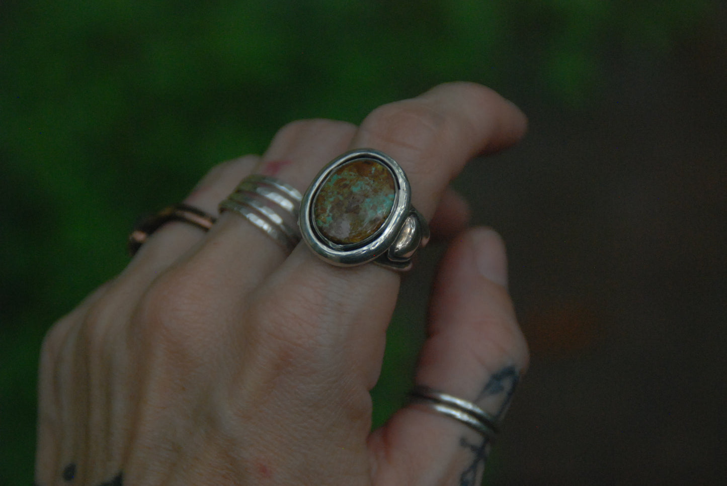 Repousse shadow box ring