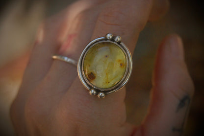 Small round Amber Ring sz-7.75