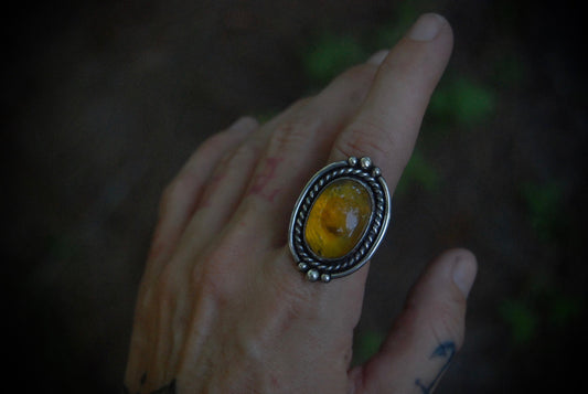 Amber Oval sz-7.25