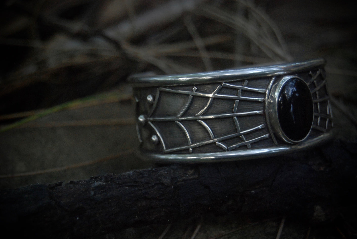 the noctem cuff