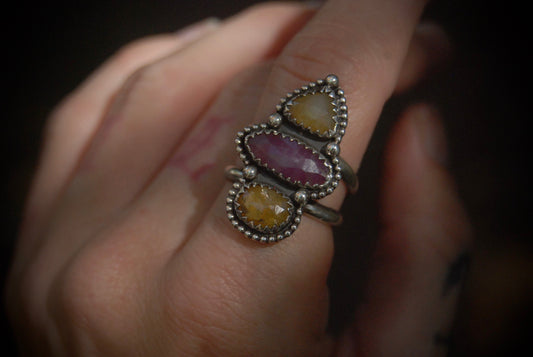 Sun Sapphire Ring sz- 7.25