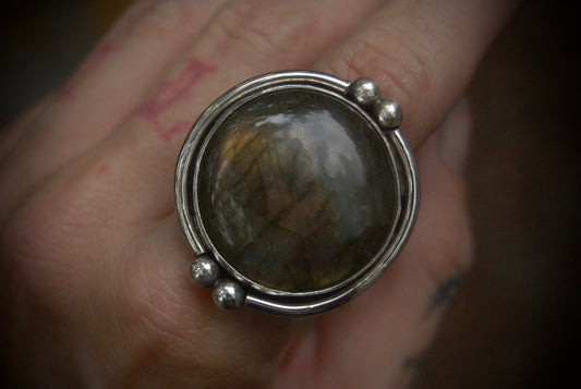 Round Labradorite Ring sz- 8.75