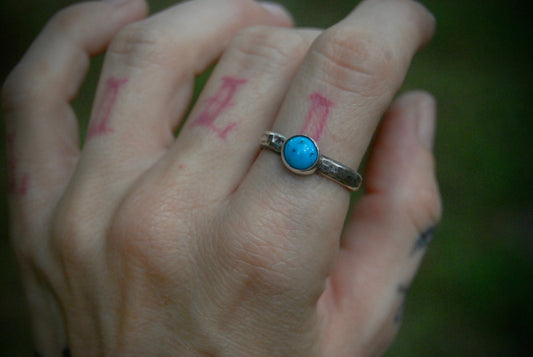 Round thick stack ring