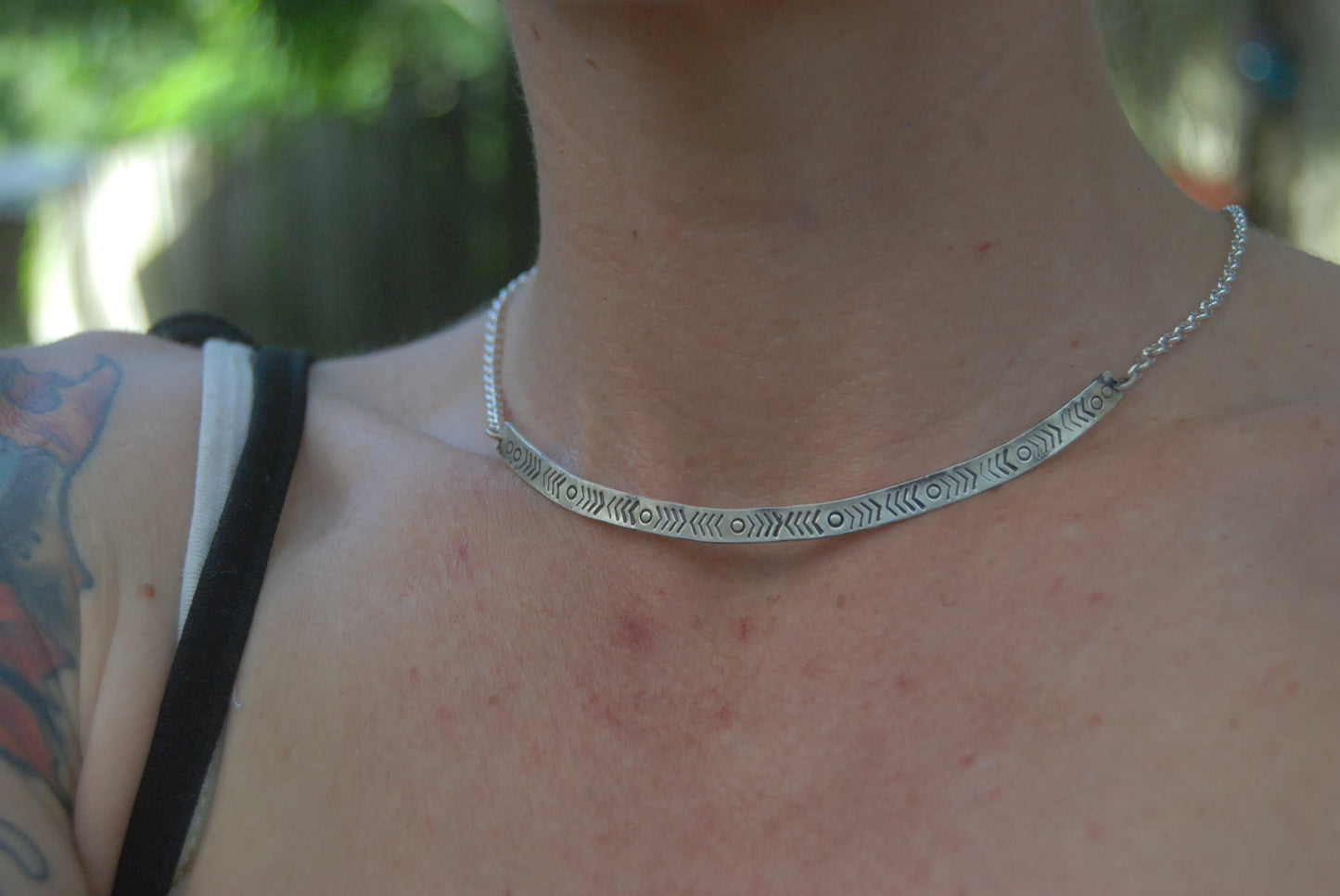 Arrow choker