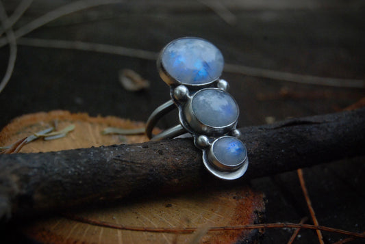 Bubble moonstone ring