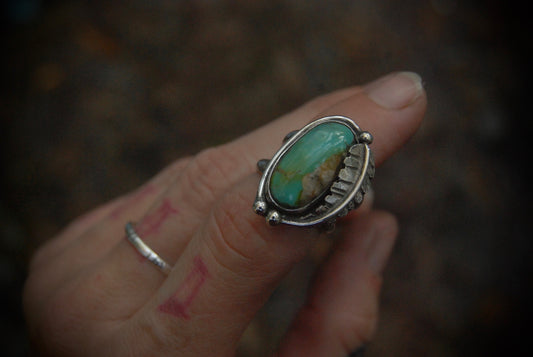 Small Leaf Ring sz-5.75