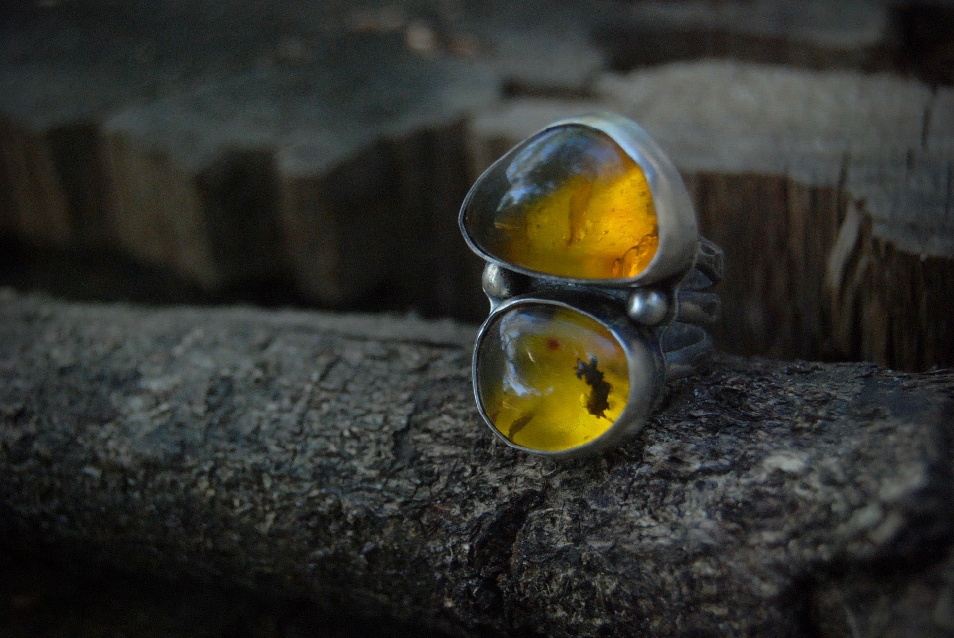 Double amber ring