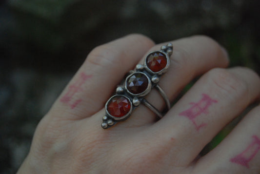 Garnet ring Sz-6