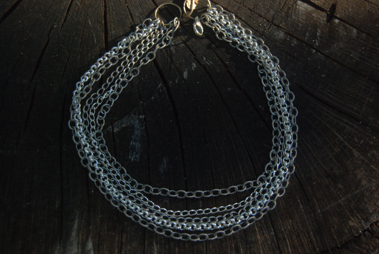 Multi chain choker