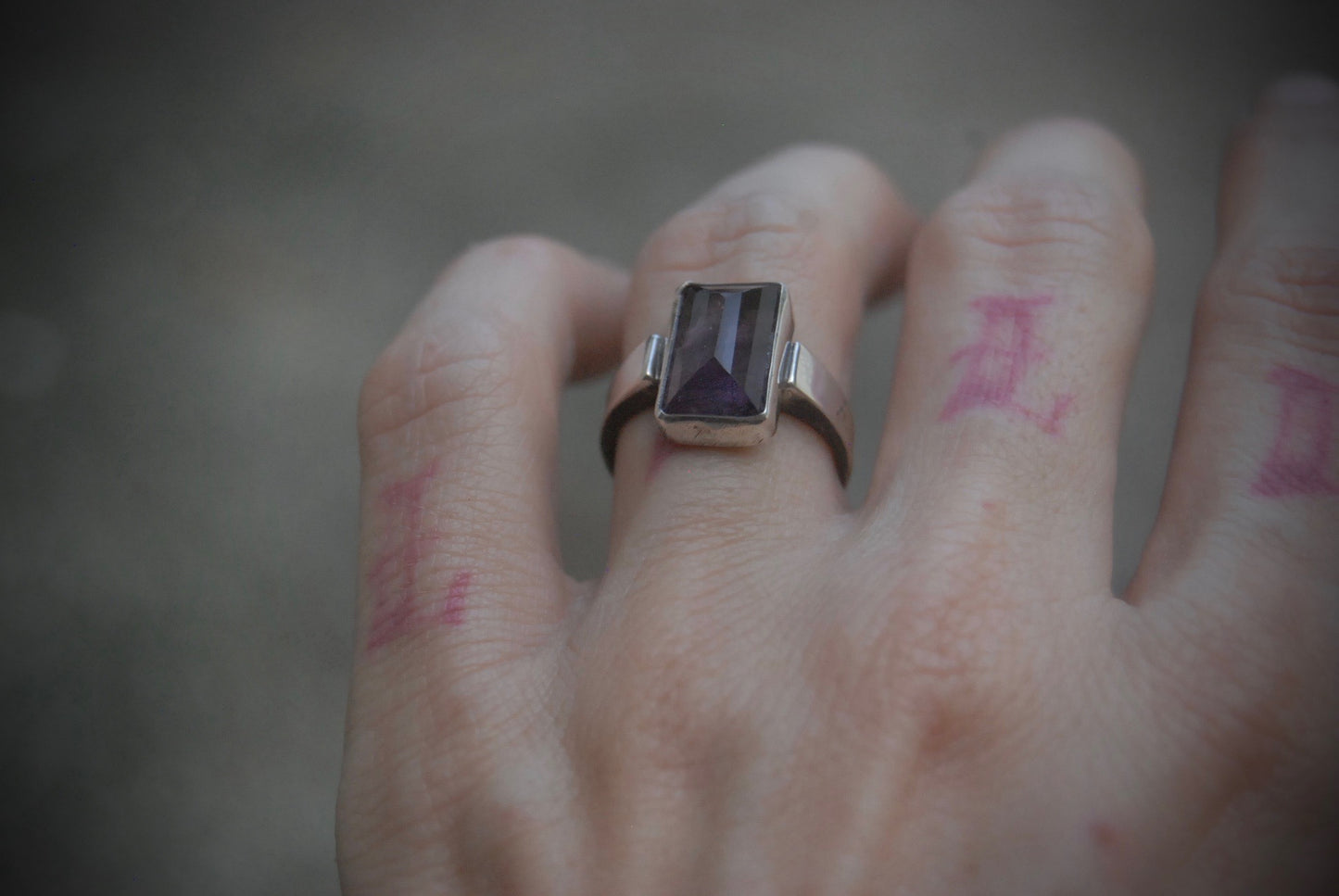 baguette amethyst ring |size- 5.5|