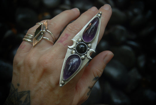 Amethyst And Onyx