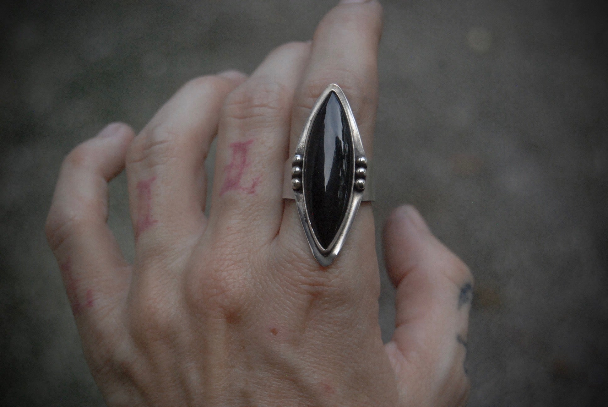spellbinder ring |size-7.25|