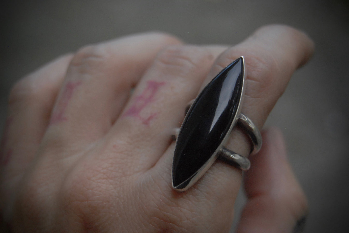 classic onyx ring |size-7.5|