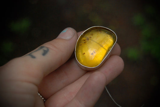 Buggy Amber Ring