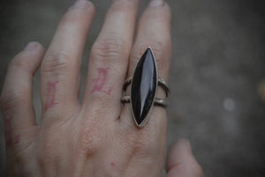 classic onyx ring |size-7.5|