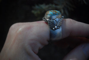 winter blues- Little leaf ring