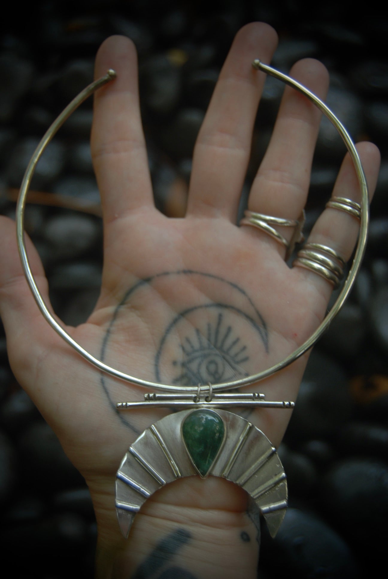 Moss Agate Moon Neck Ring