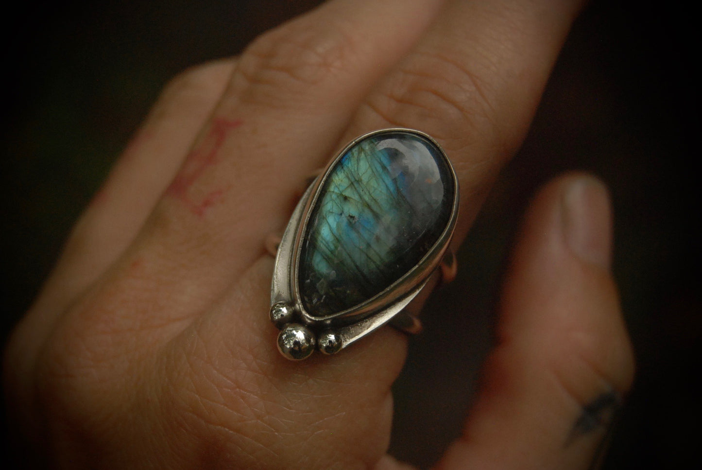 Teardrop Lab Ring sz-9