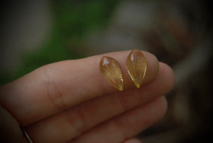 *MTO* Amber Tear Drop Feather Earrings