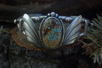 Winter blues- Mosi cuff